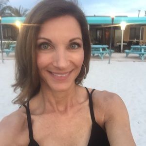 Meet your Posher, Renee